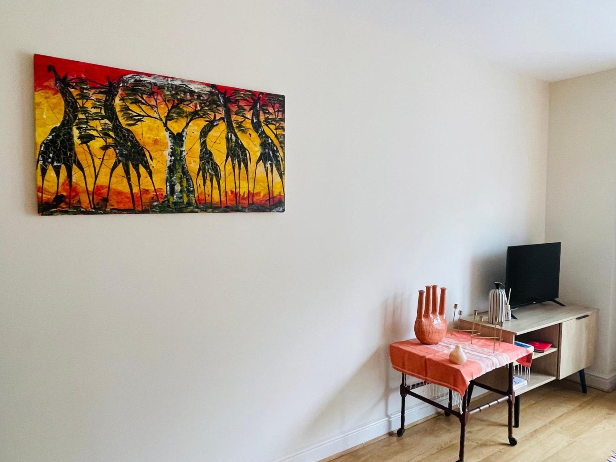 Bright Fun Relaxing Apartment In The Heart Of Epsom Ngoại thất bức ảnh